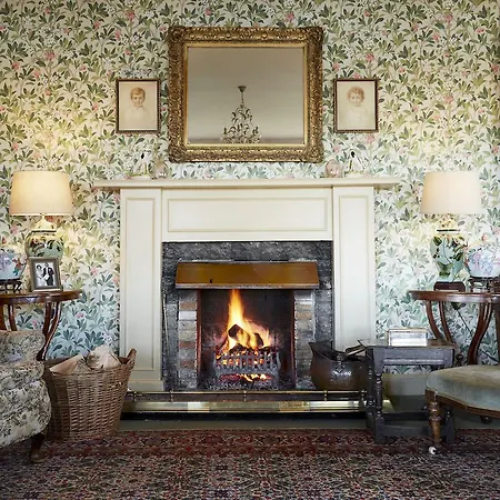 Kinloch Lodge Hotel And Restaurant-2